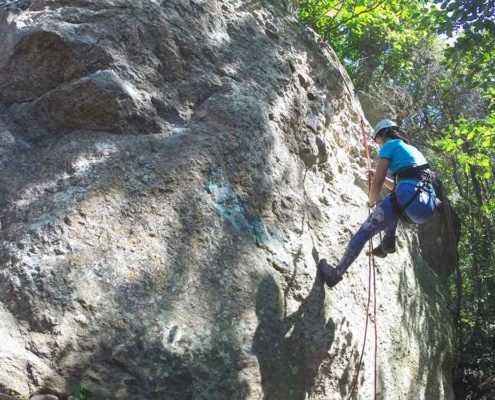 Aula de ascensão Curso Básico de Escalada
