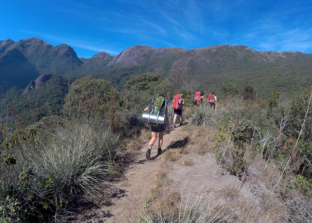 Trilhar e Mochilar: Travessia Petrópolis x Teresópolis