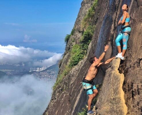 Trilha Pedra da Gávea - Paredão @KmonAdventure - Guias profissionais de trilha e escalada