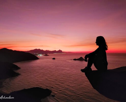 Nascer do sol na Pedra do Telégrafo - RJ @kmonadventure - Guias profissionais no Rio de Janeiro